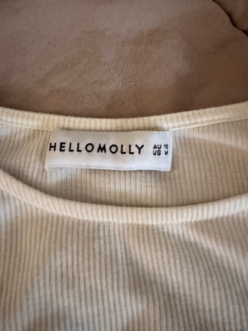 Hello Molly Top - Picture 3 of 3